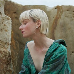 Mineral Weather Серьги-кольца "Мухи"