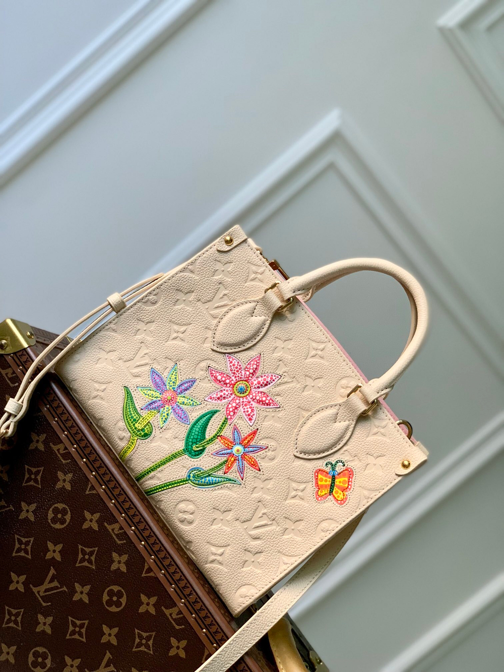 Louis Vuitton Onthego PM