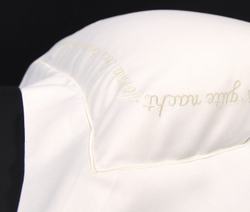 Пододеяльник 200х220 Christian Fischbacher Luxury Nights Sweet Dreams 557 бежевый Швейцария цвет вышивки