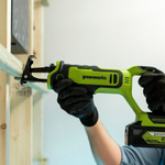 Пила сабельная аккумуляторная GREENWORKS GPT-BLRS-1 24V, АКБ 4Ач и ЗУ 1200607CUB