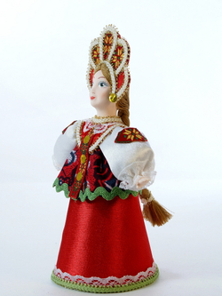 Кукла коллекционная в девичьем русском костюме