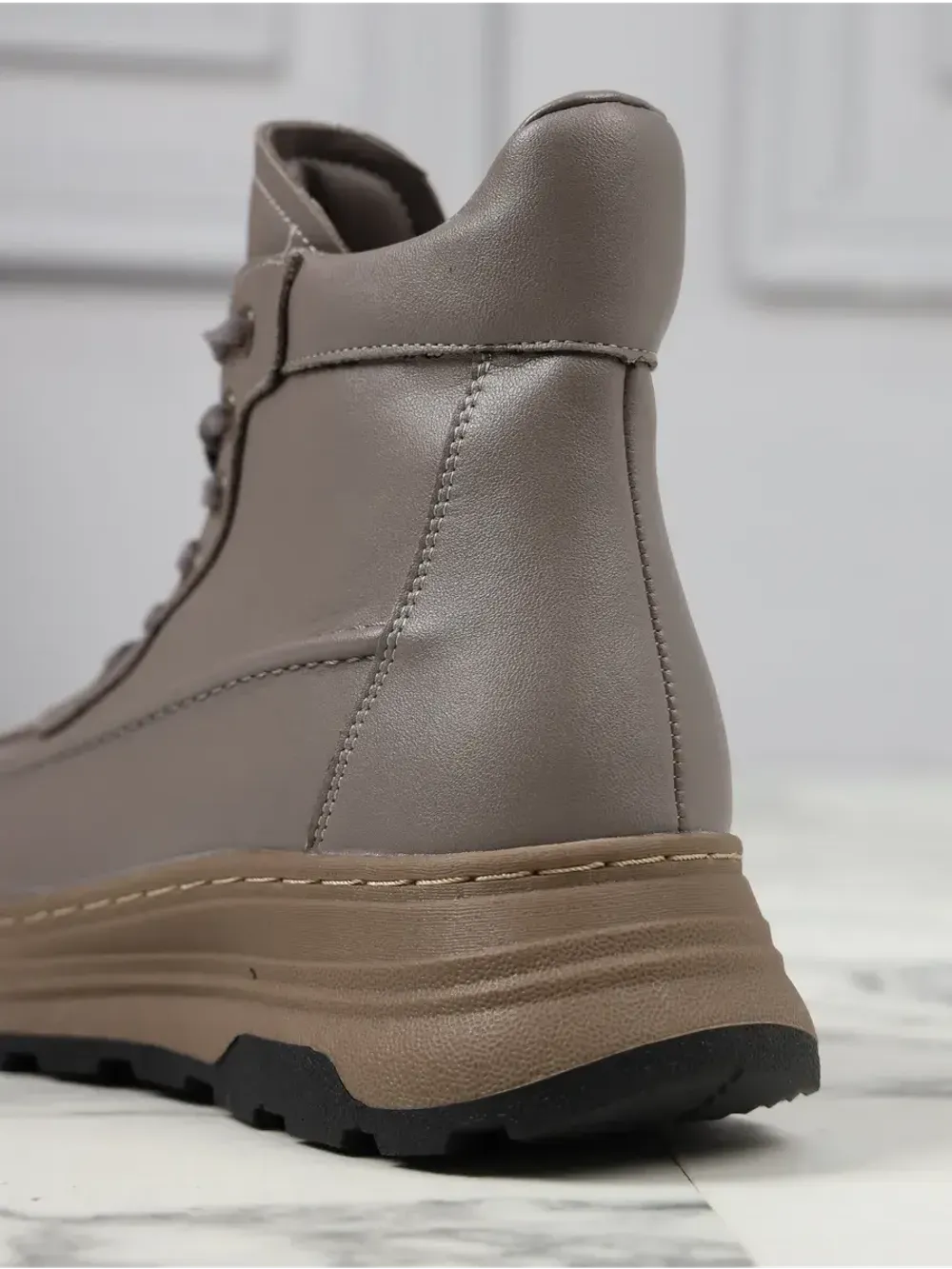 Кроссовки зимние