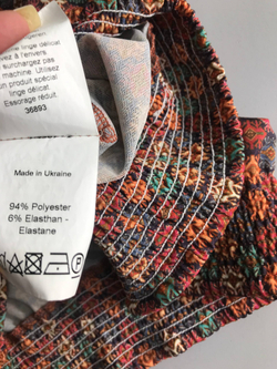 Блузка приятного оттенка, маркировка XL, визуально на 50 размер