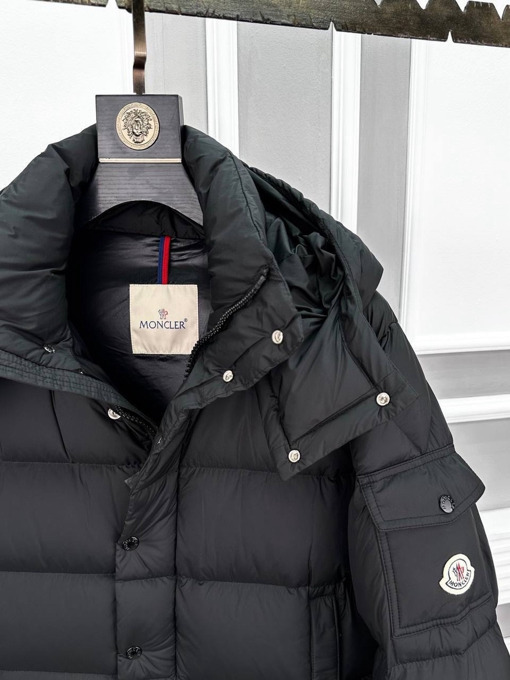 Пуховик Moncler