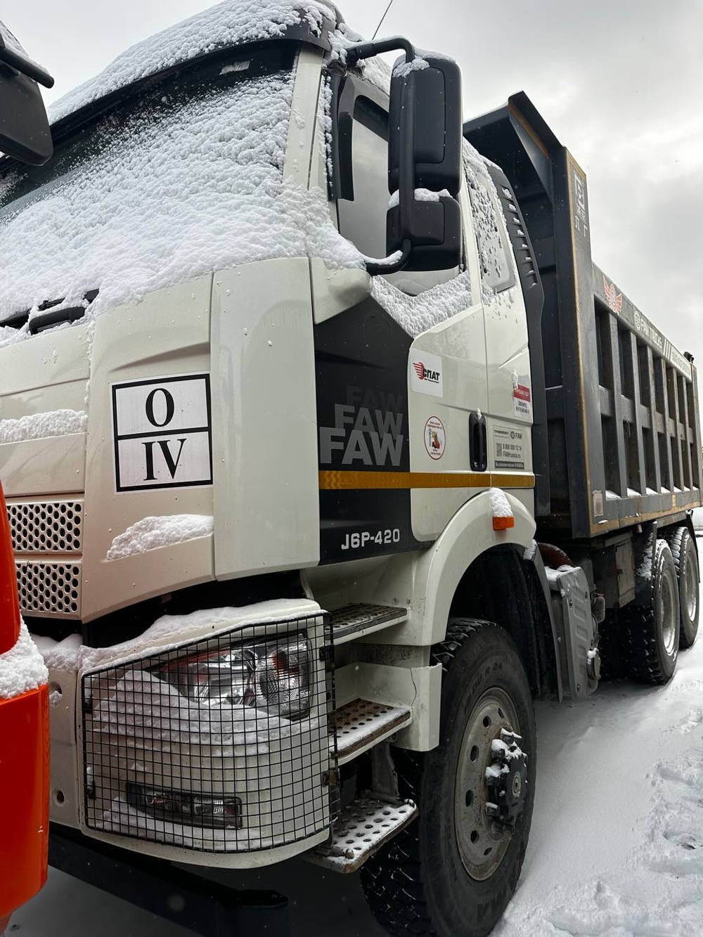 FAW J6 6x6 Самосвал CA3250P66K24L1TE5 (Дизельный, 11,1 л, 420 л.с., МТ)