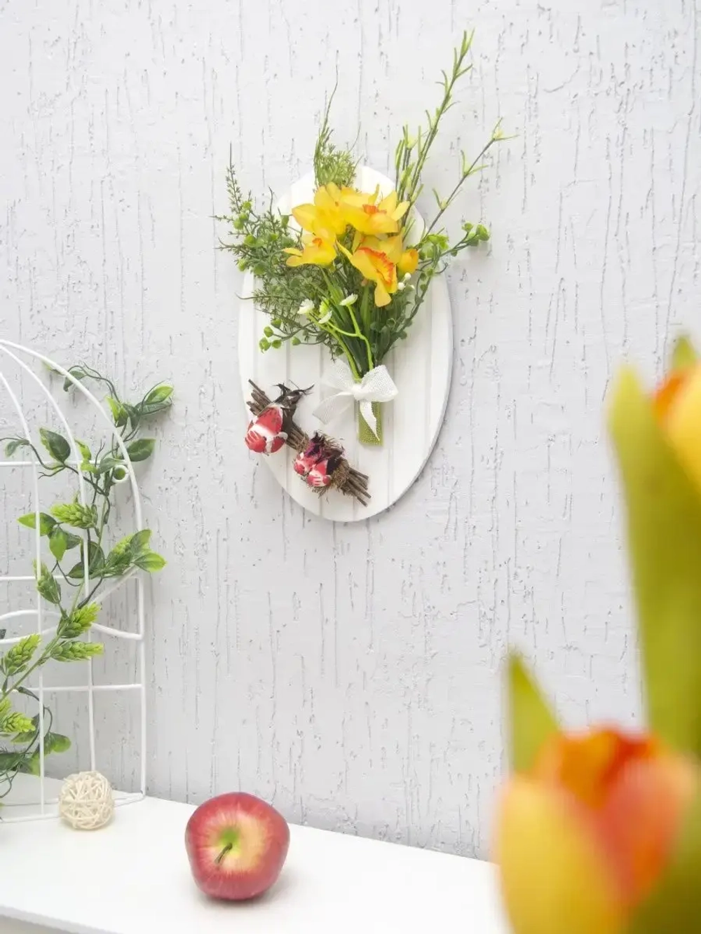 Панно "Птички" с искусственными цветами 36*28 см