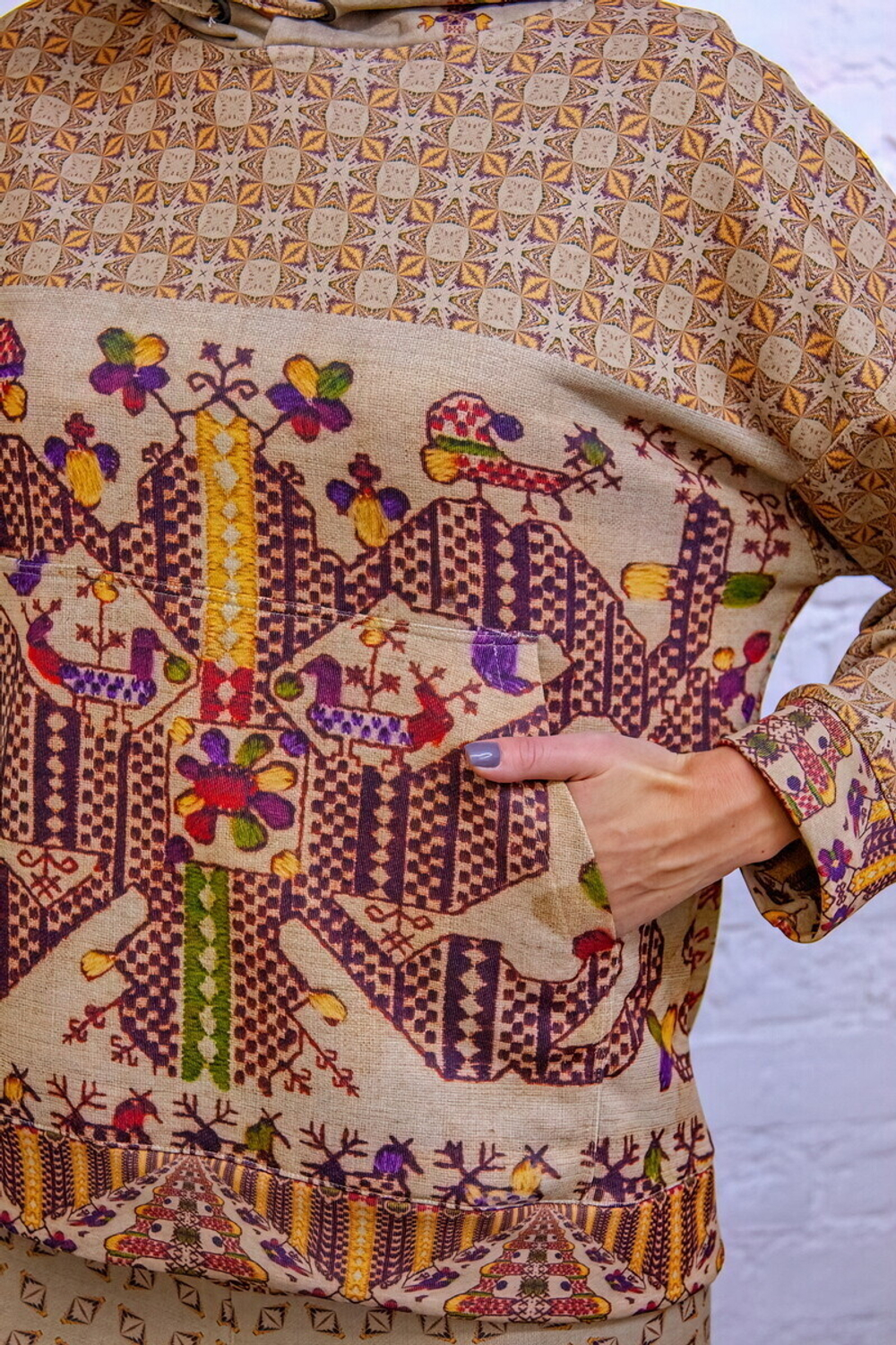 Худи "Оберег", по мотивам старинной русской обережной вышивки