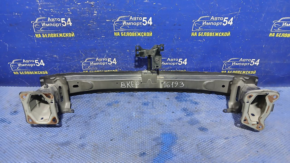 Усилитель переднего бампера MAZDA AXELA 2003-2006