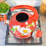 Чайник 3,5л со свистком, консольная ручка, бордо "Клубника с ромашкой"