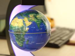 Everest Глобус левитирующий (парящий) на подставке