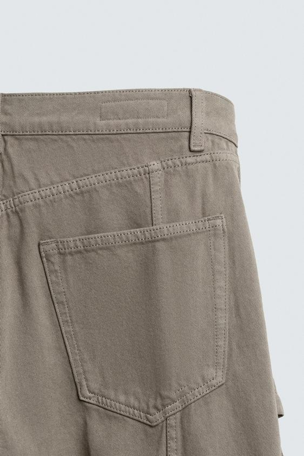 ZARA ДЖИНСОВЫЕ БРЮКИ КАРГО С КАРМАНАМИ, ПЕСОЧНЫЙ