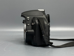 Nikon D3100 kit 18-55 mm 3.700 кадров