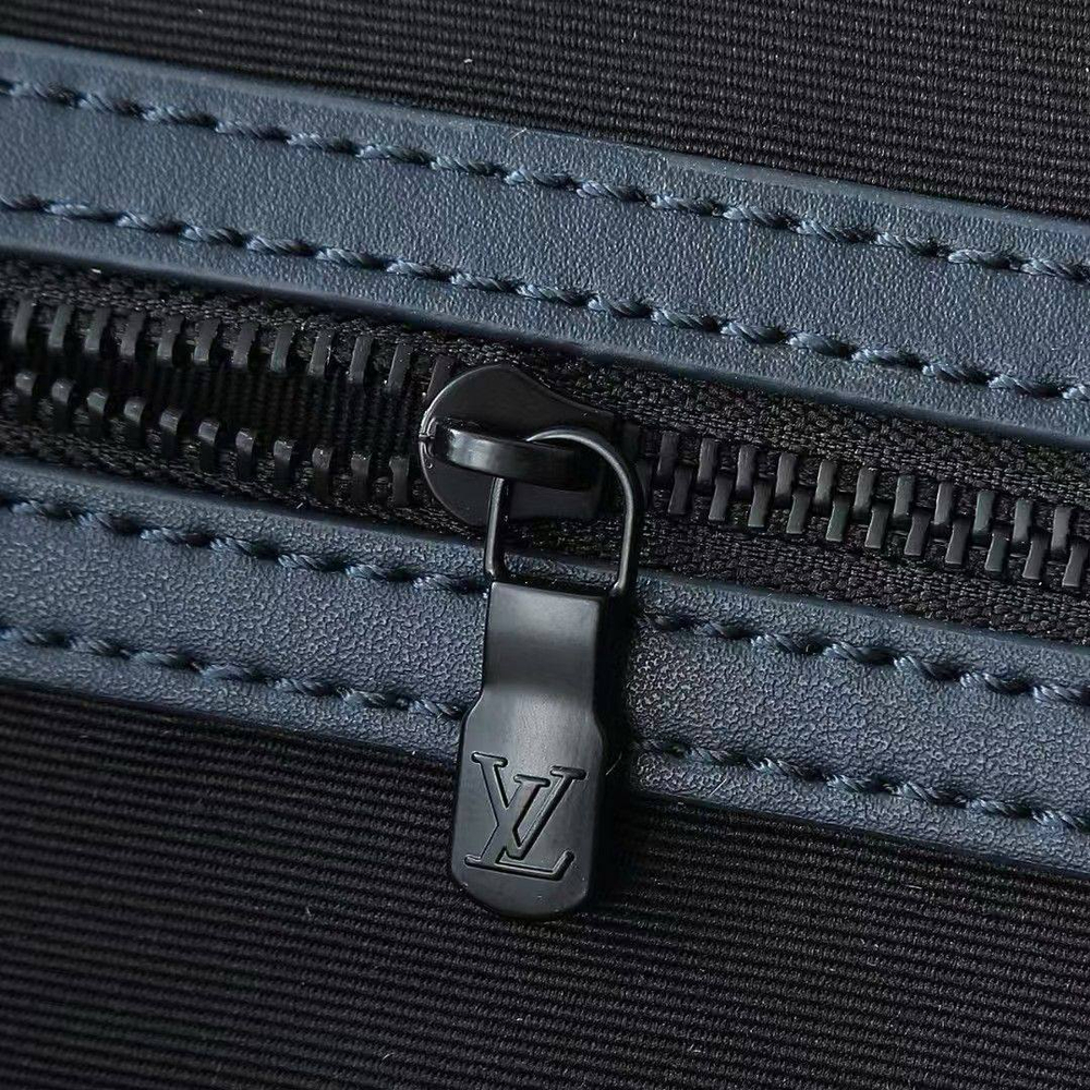 Сумка Louis Vuitton