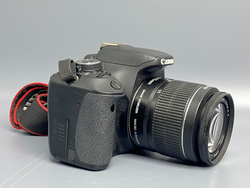 Canon 600D kit 18-55mm IS ll 13700 кадров