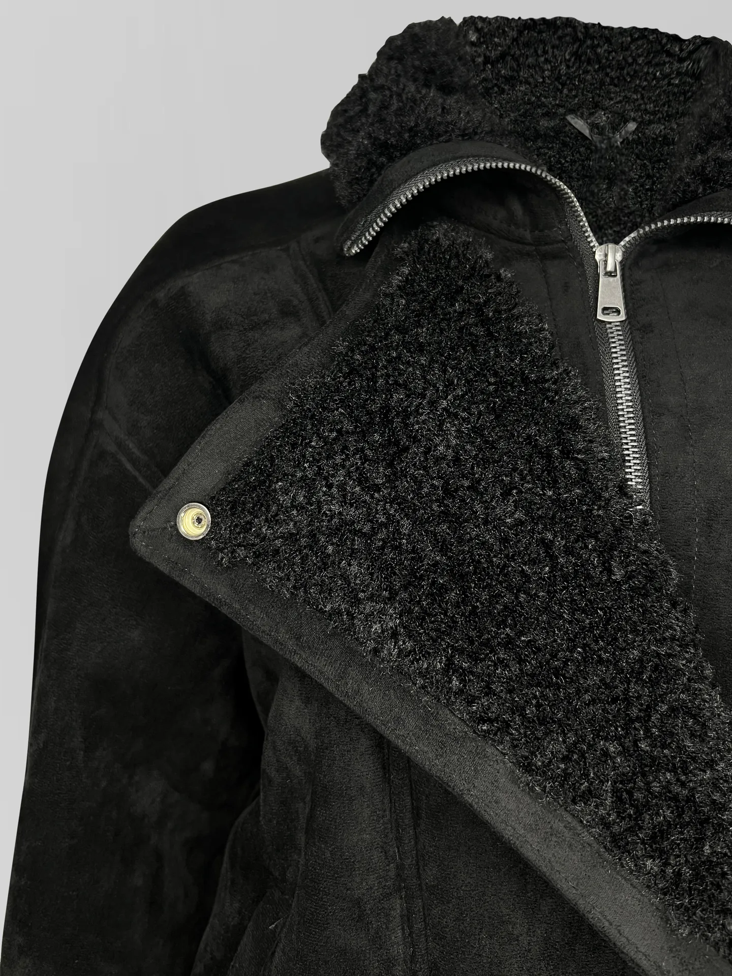 Дубленка VARGRO 8366-7580 на меху на молнии с ремешком снизу