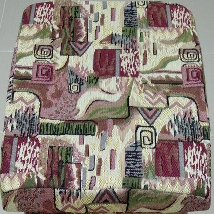 Чехол гобеленовый для табурета "ДВ.", дизайн: 53/1, размер 32*32см, Россия.