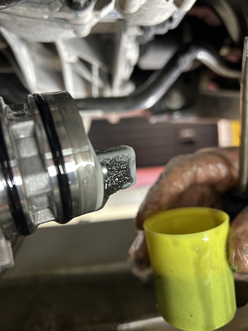 Замена масла в муфте полного привода Haldex