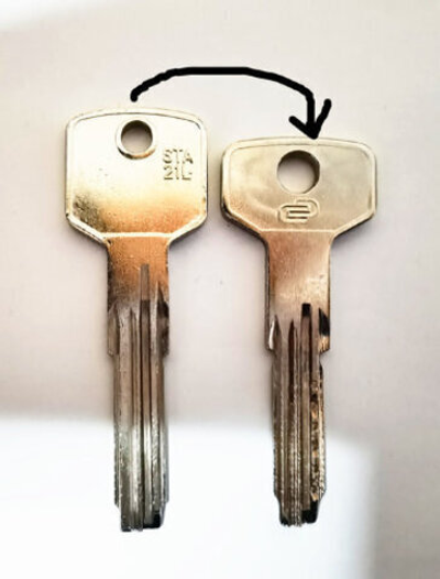 Заготовка вертикального ключа 13576 STA-21L BRI-30 CS115 BD23L BD20