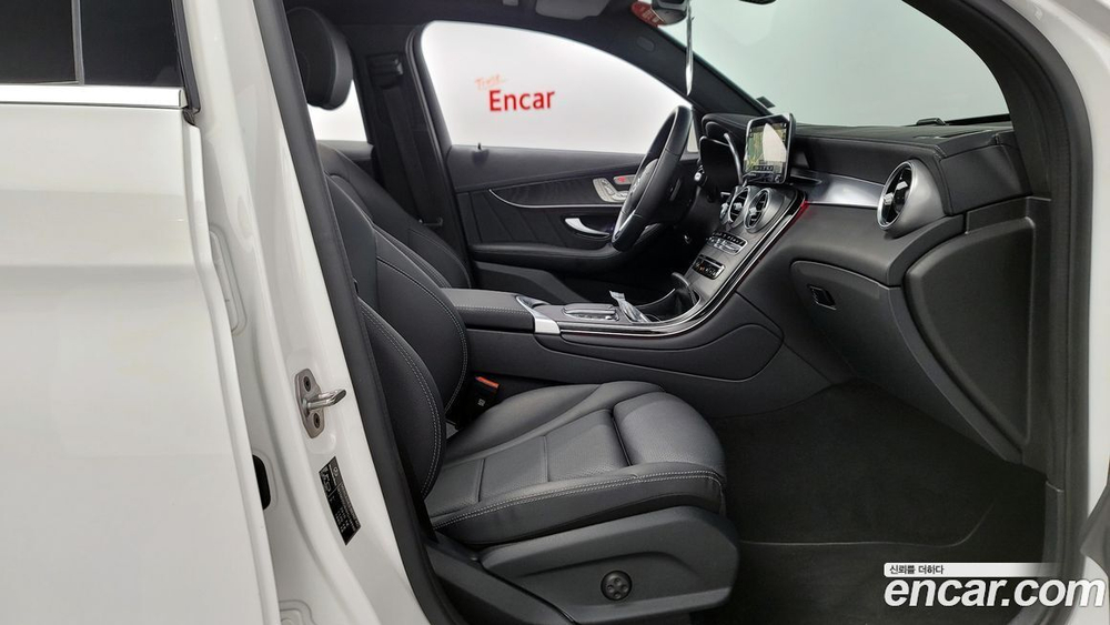 Mercedes-Benz GLC-Class X253 GLC300e 4MATIC Coupe (12.2022)