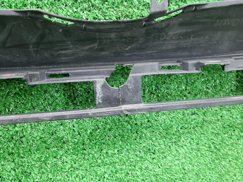 Бампер передний Toyota Camry xv50 (2014-2018)