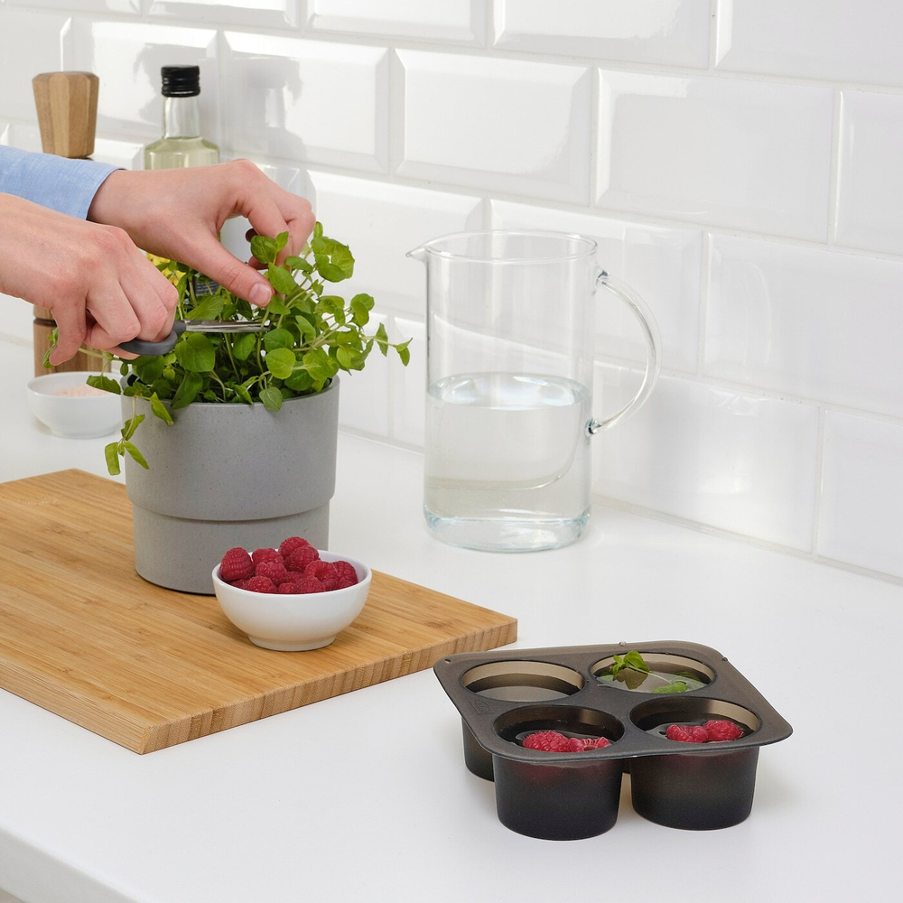 IKEA LUFTTÄT  (ИКЕА ЛУФТТÄТ)  -  Лоток для кубиков льда, черный