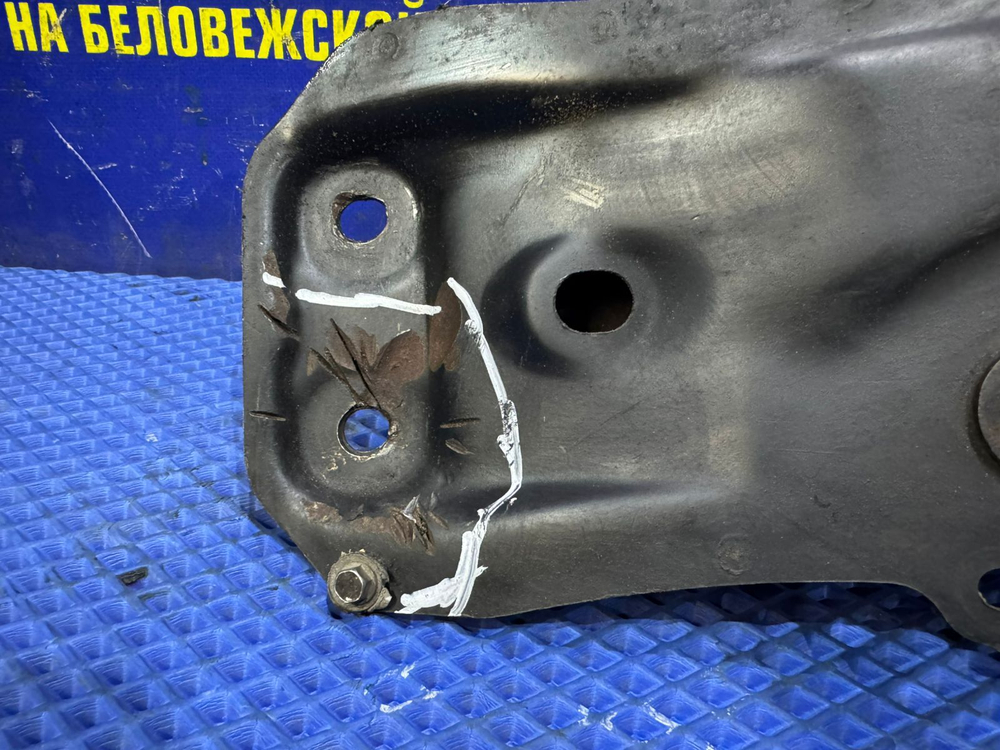 Балка передняя продольная TOYOTA CORONA 1993