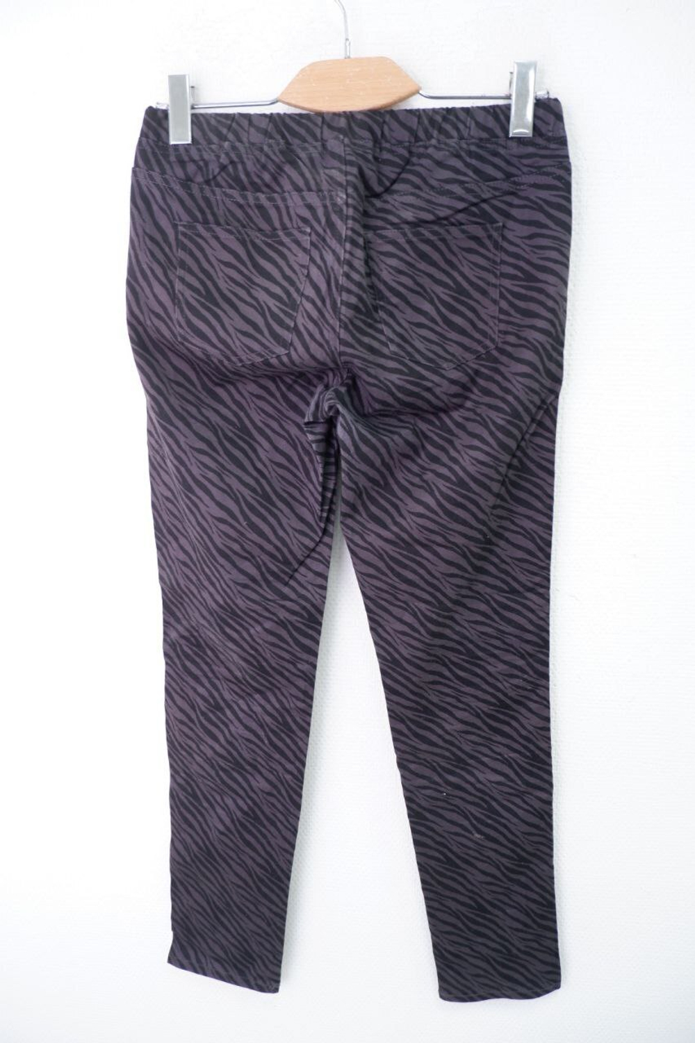 Брюки Uniqlo с принтом 46 размер