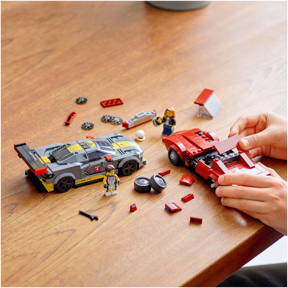 Конструктор LEGO Speed Champions 76903 Chevrolet Corvette C8.R Race Car and 1968 Chevrolet Corvette