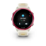Умные часы Garmin Forerunner 570 - 42 мм Малиновый алюминий с полупрозрачным ремешком цвета слоновая кость/манго