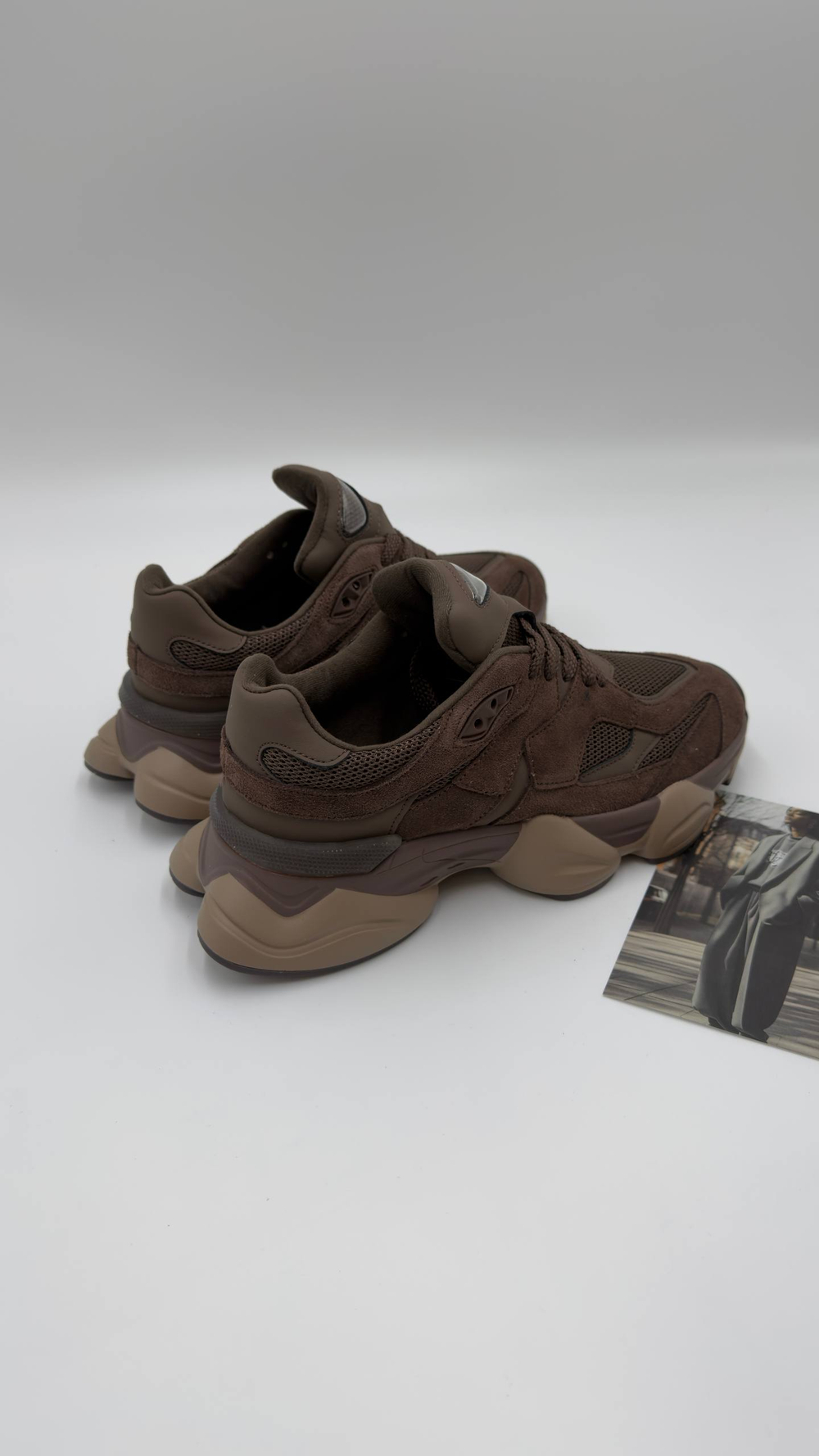 Кроссовки женские натуральная кожа/замша артикул 8888-40 цвет"шоколадный"