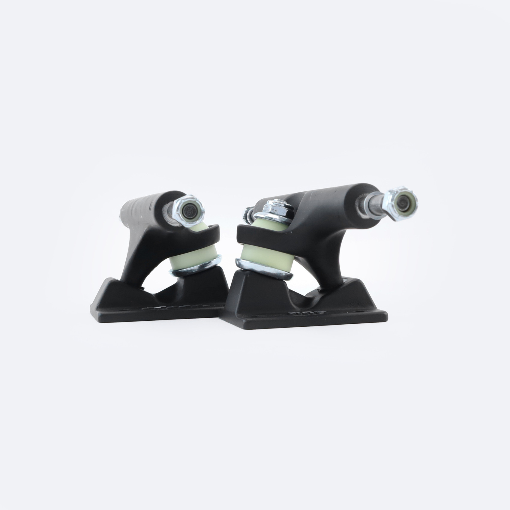 Подвески Ace Trucks Classic (matte black) артикул:gN1Ejoppj-FDw3XgOOV103 - купить в магазине Дайс