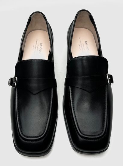 Лоферы женские