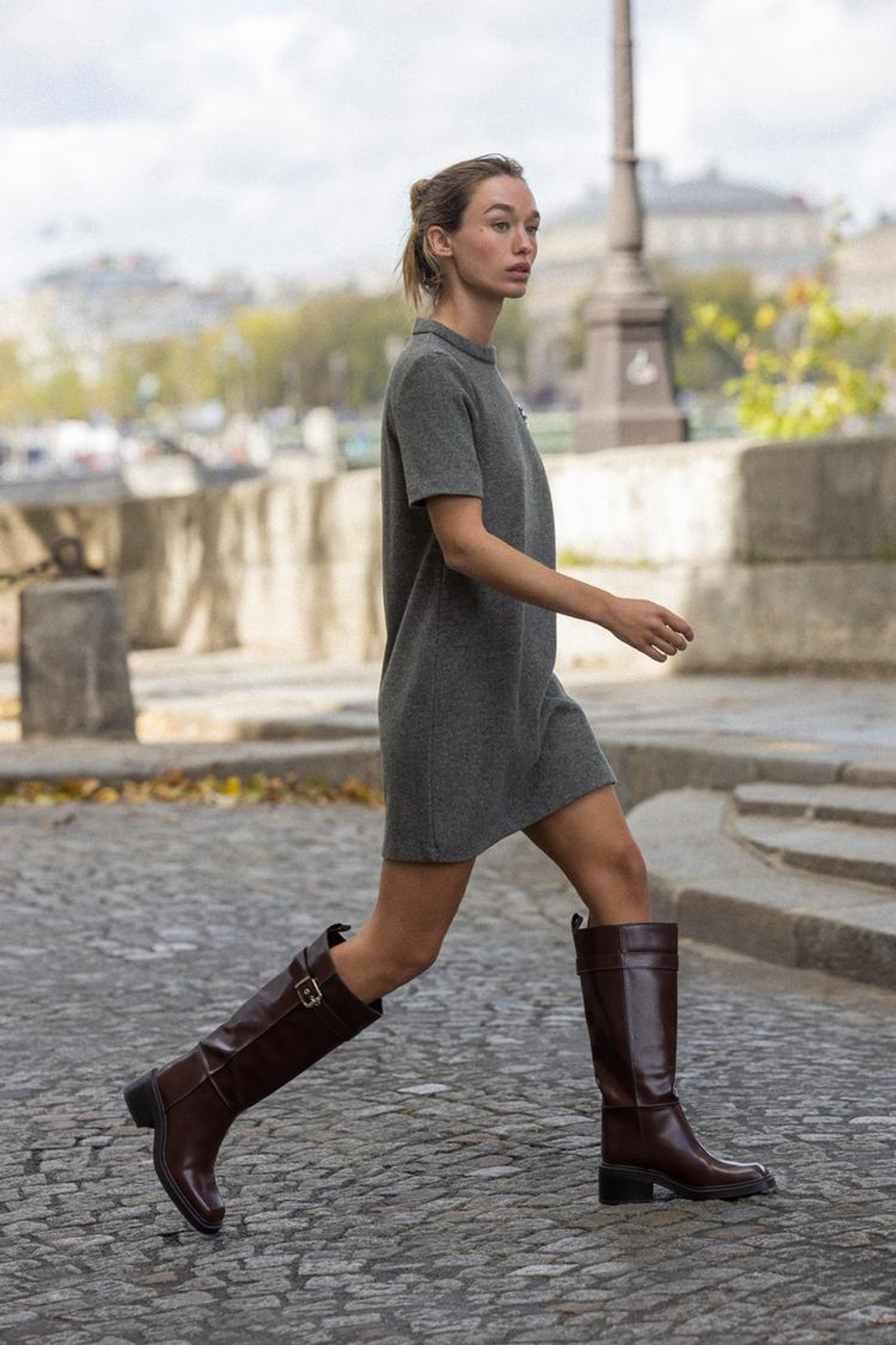 ZARA ПЛАТЬЕ С УКРАШЕНИЯМИ, СЕРЫЙ МЕЛАНЖ