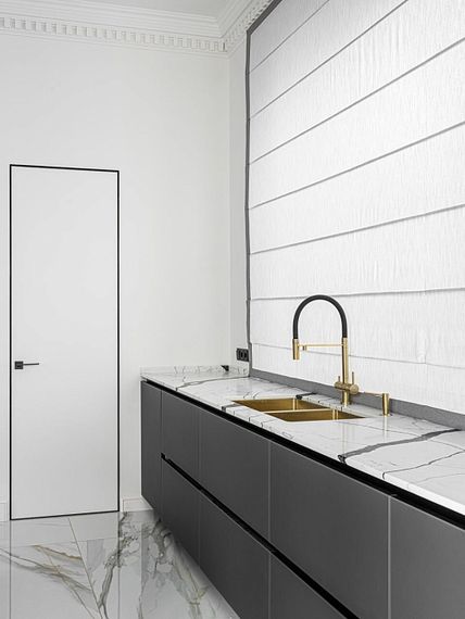 Смеситель OMOIKIRI Kanto-PVD-LG(арт.4994014)