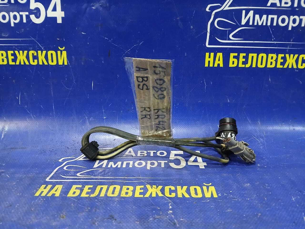 Датчик ABS задний правый TOYOTA TOWNACE NOAH 1996-2007