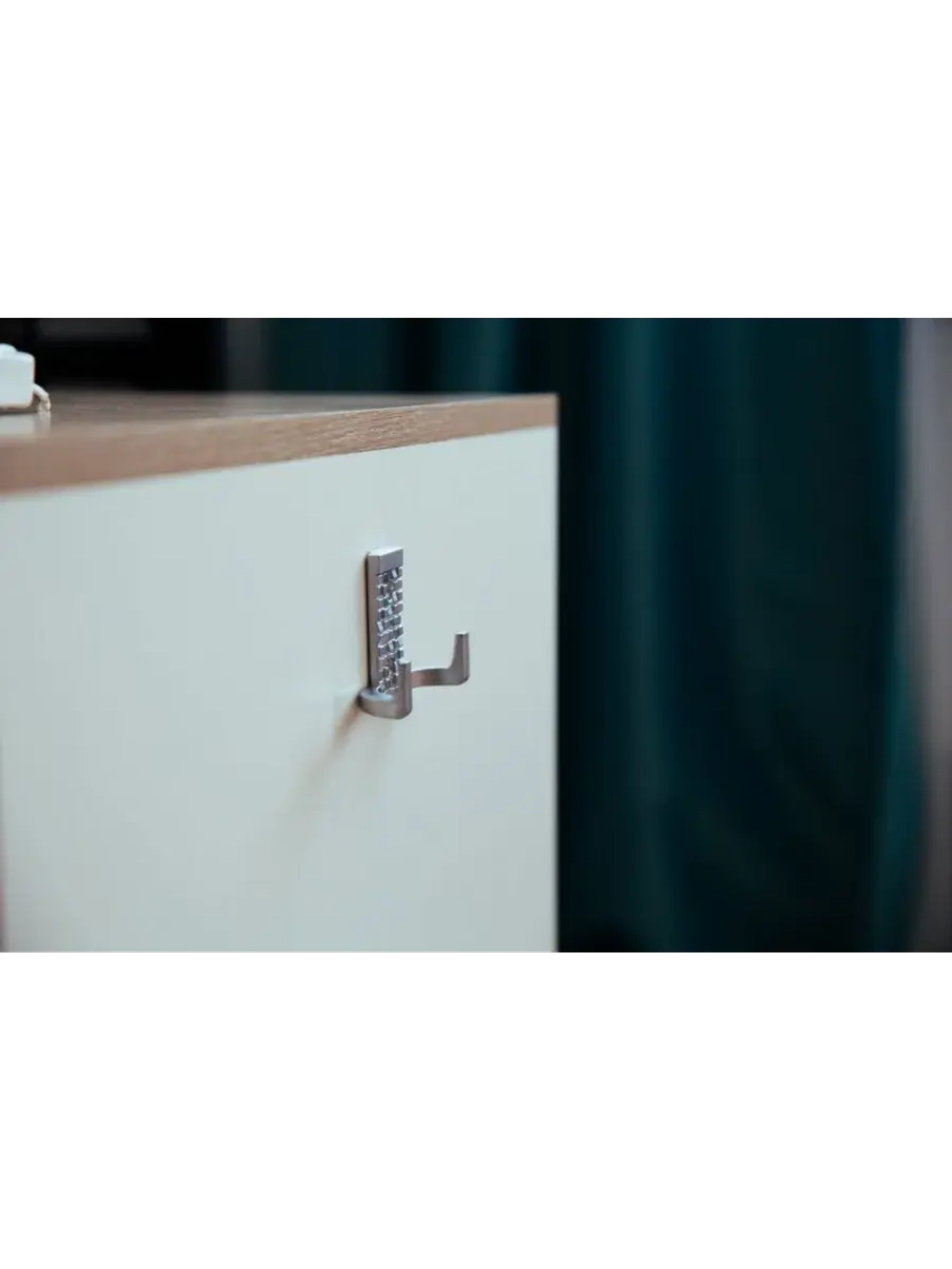 Стол компьютерный угловой с ящиками 122,6х123,4х160,8 см