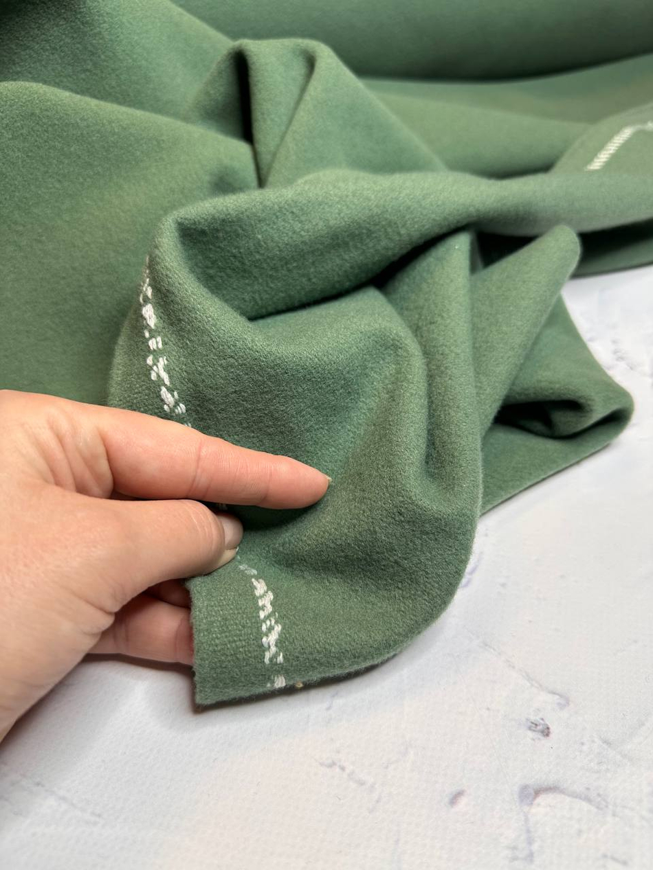 Пальтовая однотонная шерсть с кашемиром (Alta Moda для Valentino, 85%шерсть/15%кашемир, Зеленые глаза, 500 гр/м2, 150)