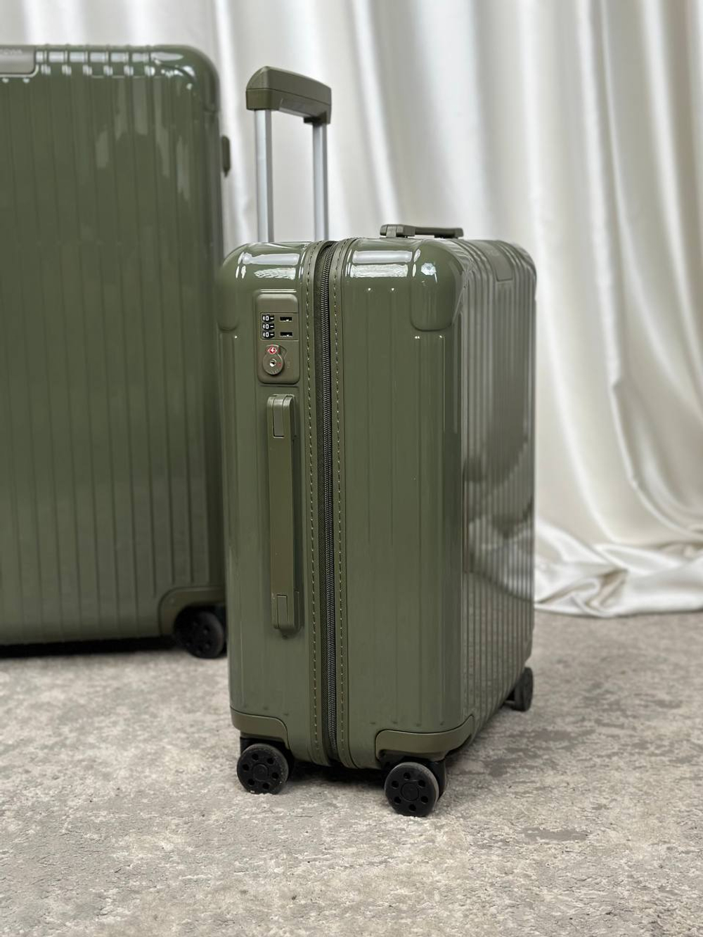 Чемодан Rimowa L