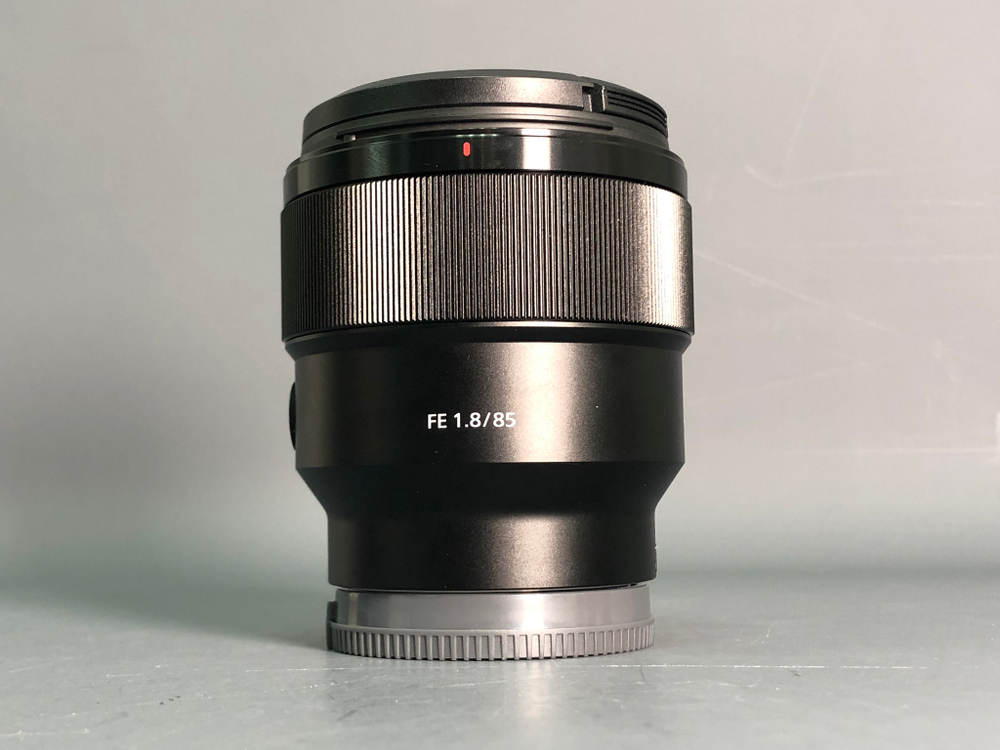 Sony FE 85mm 1.8