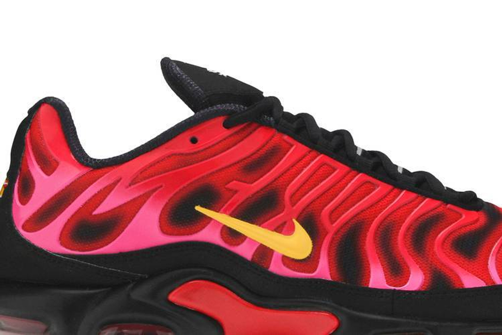 Nike x supreme tn store