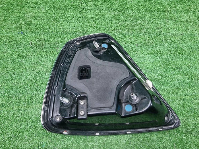 Фонарь правый Rolls Royce Ghost 1 (2010-2020)