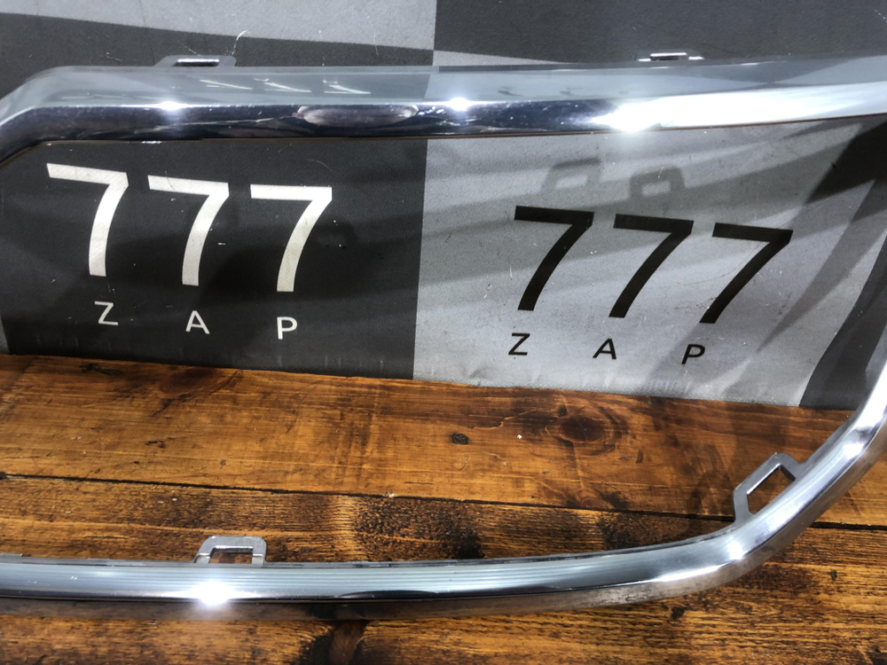 Молдинг решетки радиатора Skoda Kodiaq 16-22 Б/У Оригинал 565853761