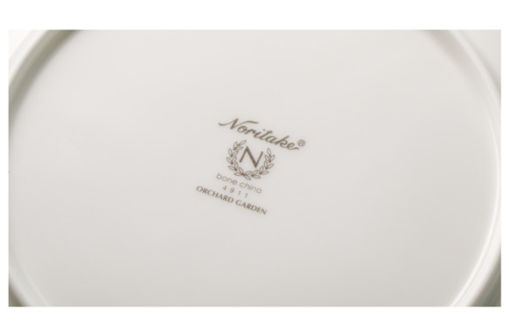 Тарелка закусочная 24см Noritake Фруктовый сад