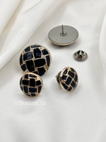 Брошь-пин (пуговица) черная с золотистыми деталями