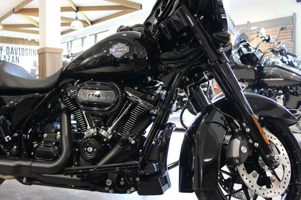 Harley-Davidson Street Glide Special 114 (Black Finish)