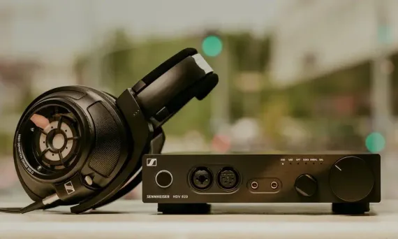 Sennheiser HD 820