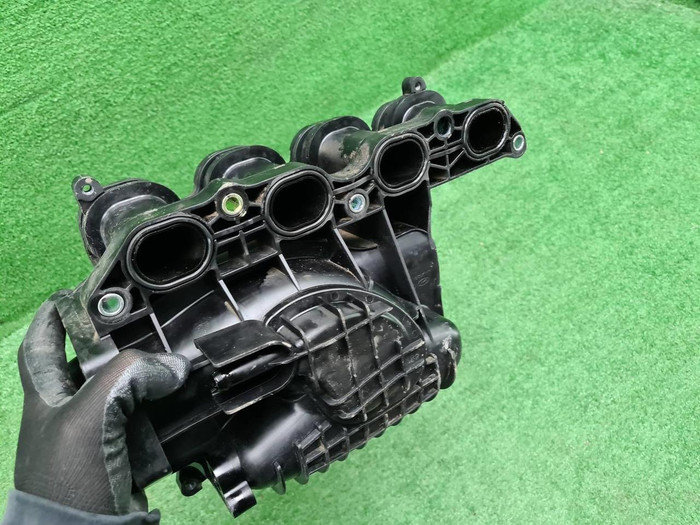 Впускной коллектор Hyundai Solaris 1 (2010-2017)