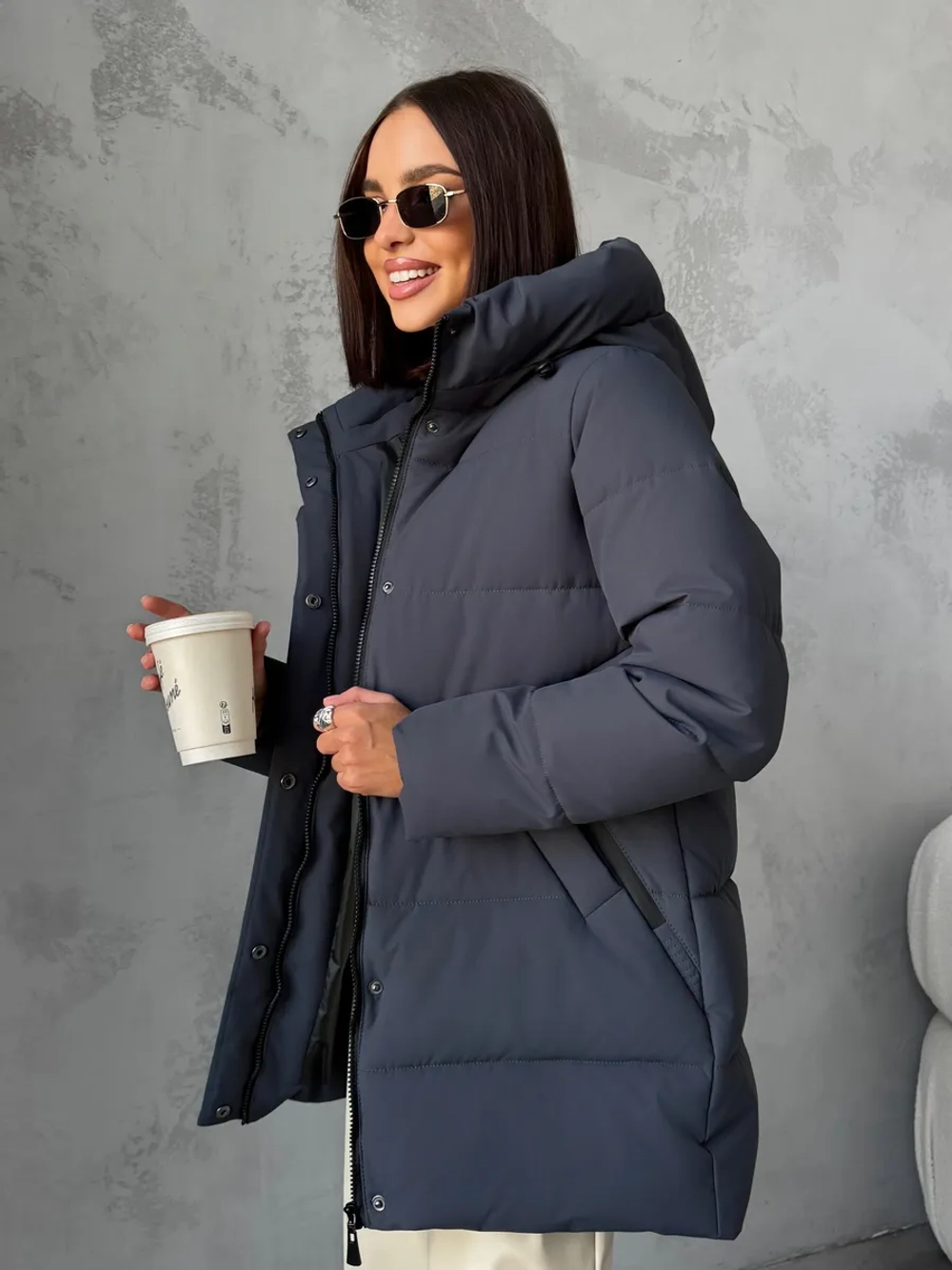 Куртка демисезонная с капюшоном удлиненная