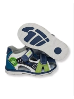 Сандалии для мальчика закрытые