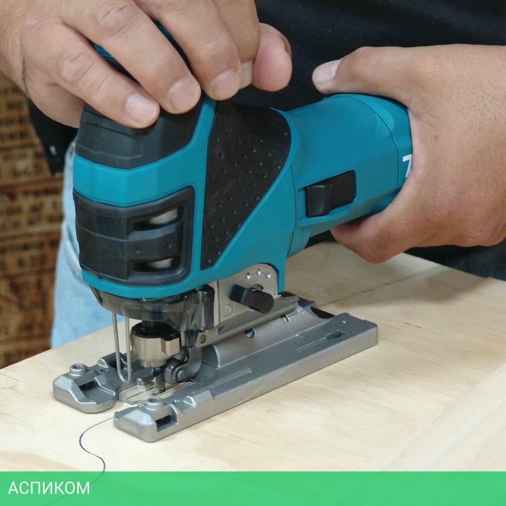 Электролобзик Makita 4351FCTJ кейс + набор пилок